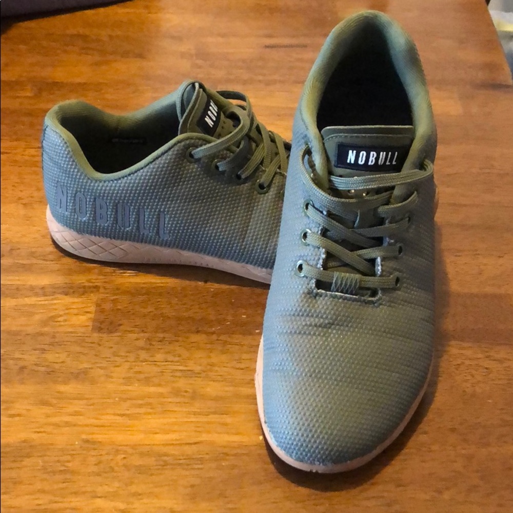 NOBULL Lightly worn Men’s: 9, Women’s 10.5 sneaker